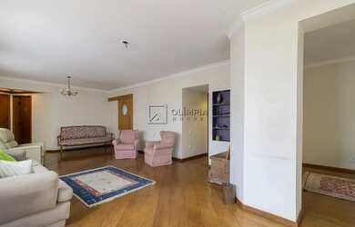 Imagem: O apartamento possui 3 Dormitórios, 3 Banheiros, 2 Vagas na