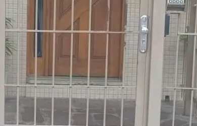 Imagem: O apartamento possui 2 Dormitórios, 2 Banheiros e 70m² de