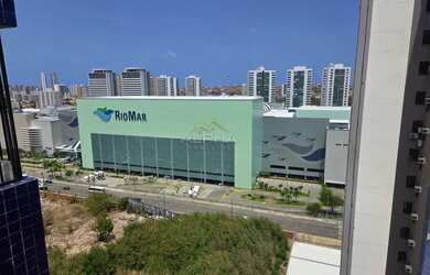 Imagem: O apartamento possui 4 Dormitórios, 5 Banheiros, 4 Vagas na