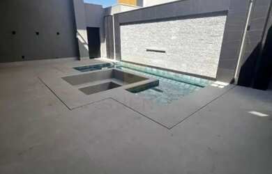 Imagem: A casa possui 3 Dormitórios, 5 Banheiros, 5 Vagas na garagem