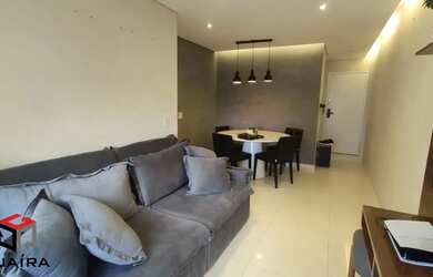 Imagem: O apartamento possui 3 Dormitórios, 1 Banheiro, 2 Vagas na