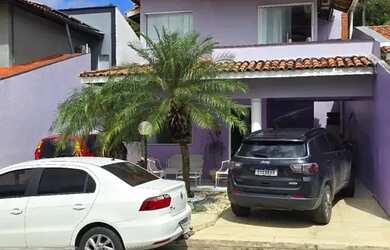 Imagem: A casa em condomínio possui 3 Dormitórios, 3 Banheiros, 1