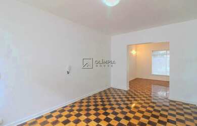 Imagem: A casa possui 5 Dormitórios, 5 Banheiros, 3 Vagas na garagem