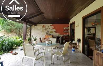 Imagem 9: CASARIO DE JANEIRO. Piscina, Churrasqueira, Ar-condicionadoeÁrea de serviço