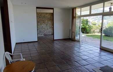 Imagem 16: MARAVILHOSA CASA TRIPLEX 750M2, COM 6 QUARTOS 3 SALÕES VAGA PARA 4 CARROS