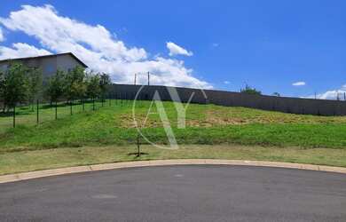 Imagem: O terreno possui 1083m² de Área e está localizado em Vila