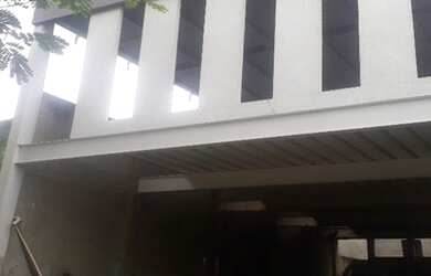 Imagem 4: Excelente galpão com vão livre, com ótima estrutura medindo 10 de frente...