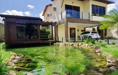 Imagem: A casa em condomínio possui 4 Dormitórios, 5 Banheiros, 4