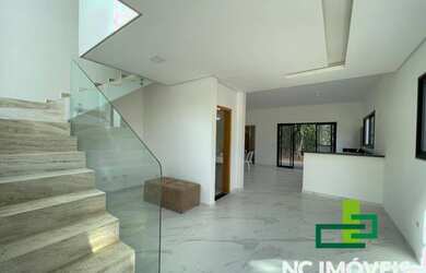 Imagem: A casa em condomínio possui 3 Dormitórios, 3 Banheiros, 2