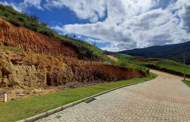 Imagem: O terreno possui 2.190m² de Área e está localizado em Salvaterra
