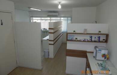 Imagem: O depósito possui 28m² de Área e está localizado em Centro