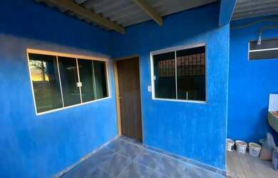 Imagem: A casa possui 2 Dormitórios, 1 Banheiro, 1 Vaga na garagem