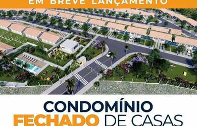 Imagem: A casa possui 2 Dormitórios, 1 Banheiro, 1 Vaga na garagem