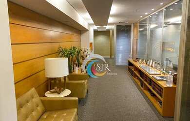 Imagem: O depósito possui 5 Vagas na garagem, 801m² de Área, Imóvel