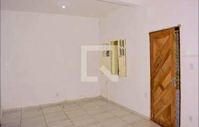 Imagem: A casa possui 2 Dormitórios, 1 Banheiro, 75m² de Área e