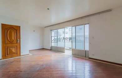 Imagem: O apartamento possui 2 Dormitórios, 2 Banheiros, 2 Vagas na