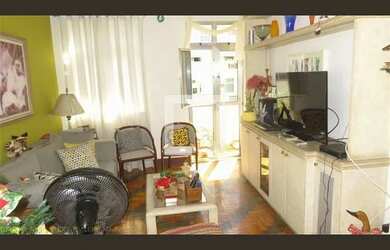 Imagem: O apartamento possui 3 Dormitórios, 2 Banheiros, 1 Vaga na