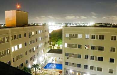 Imagem: O apartamento possui 2 Dormitórios, 1 Banheiro, 1 Vaga na garagem