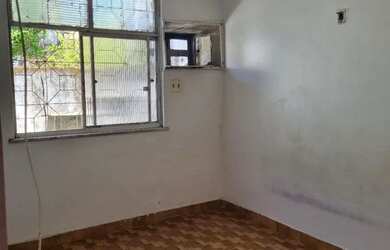 Imagem: A casa possui 2 Dormitórios, 1 Banheiro e 70m² de Área e