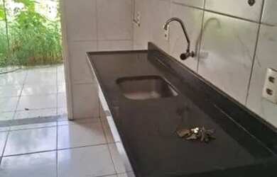 Imagem 2: Casa para venda tem 115 metros quadrados com 2 quartos em Cidade Luiza...