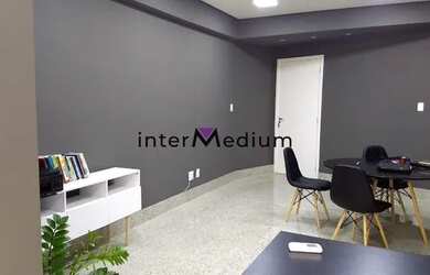 Imagem: O depósito possui 30m² de Área e está localizado em Barro