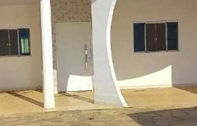 Imagem: A casa em condomínio possui 2 Dormitórios, 2 Banheiros, 5