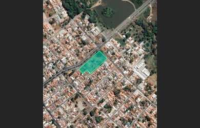 Imagem: O terreno possui 6398m² de Área e está localizado em Senador