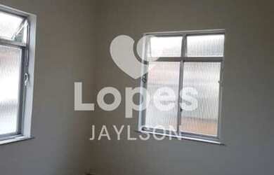 Imagem: O apartamento possui 1 Dormitório, 1 Banheiro, 38m² de Área