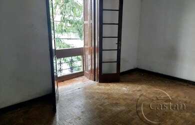 Imagem: A casa possui 2 Dormitórios, 4 Banheiros, 1 Vaga na garagem