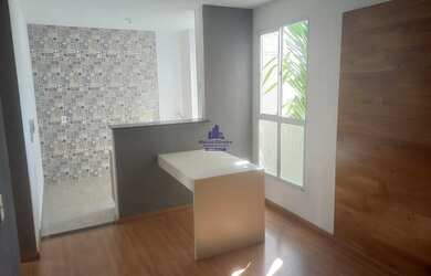 Imagem: O apartamento possui 2 Dormitórios, 1 Banheiro, 1 Vaga na garagem