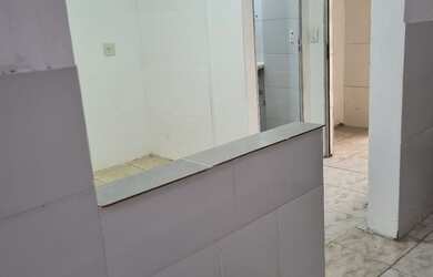 Imagem 2: Alugo casa 01 quarto. Área de serviço, 50m² de Área, 1 Banheiroe1...