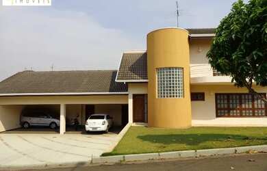 Imagem: A casa em condomínio possui 4 Dormitórios, 5 Banheiros, 5