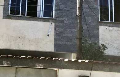 Imagem: A casa possui 2 Dormitórios, 1 Banheiro, 1 Vaga na garagem