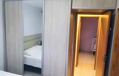 Imagem: O apartamento possui 2 Dormitórios, 2 Banheiros, 1 Vaga na