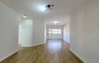 Imagem: O apartamento possui 3 Dormitórios, 2 Banheiros, 2 Vagas na