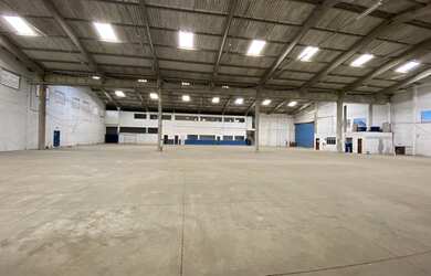 Imagem 4: Galpão para locação. 2600m² de Áreae5 Vagas na garagem