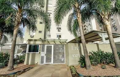 Imagem: O apartamento possui 2 Dormitórios, 1 Banheiro, 1 Vaga na garagem