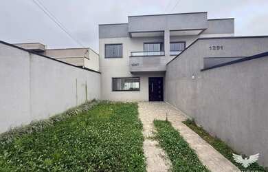 Imagem: A casa possui 3 Dormitórios, 3 Banheiros, 122m² de Área e