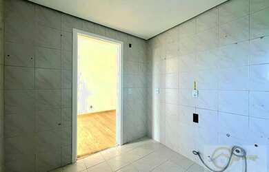 Imagem 14: Apartamento para Venda em Porto Alegre, Santana, 3 dormitórios, 1 suíte, 2 banheiros, 2 va