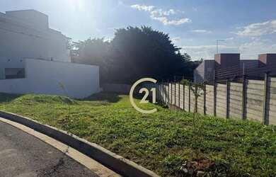Imagem: O terreno possui 689m² de Área e está localizado em Jardins