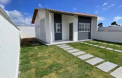 Imagem: A casa em condomínio possui 2 Dormitórios, 1 Banheiro, 2 Vagas