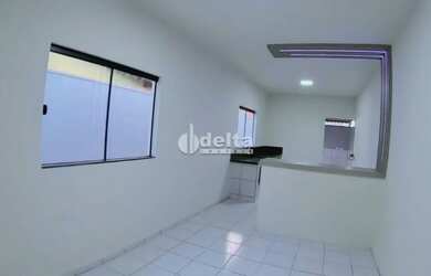 Imagem 9: Casa disponível para venda no bairro Nossa Senhora das Graças em Uberlândia...