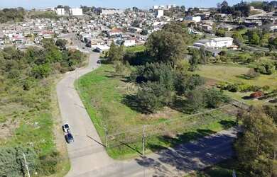 Imagem: O terreno possui 6.388m² de Área e está localizado em De