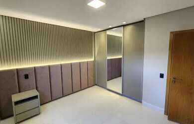 Imagem 13: Sobrado para venda possui 246 metros quadrados com 4 quartos