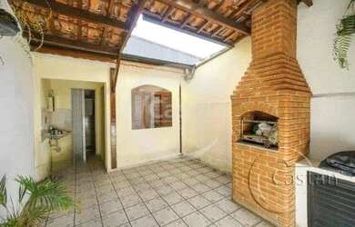 Imagem: O depósito possui 2 Vagas na garagem e 80m² de Área e está