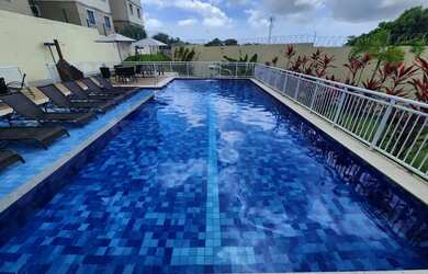 Imagem: O apartamento possui 2 Dormitórios, 1 Banheiro, 5 Vagas na