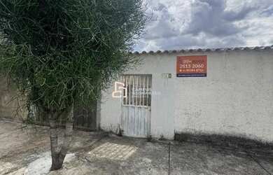 Imagem: A casa possui 1 Dormitório, 1 Banheiro, 40m² de Área e está