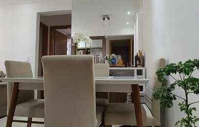 Imagem: O apartamento possui 2 Dormitórios, 2 Banheiros, 1 Vaga na