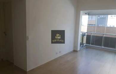 Imagem: O studio para alugar possui 1 Dormitório, 1 Banheiro, 1 Vaga