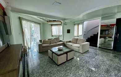 Imagem: A casa em condomínio possui 3 Dormitórios, 5 Banheiros, 2